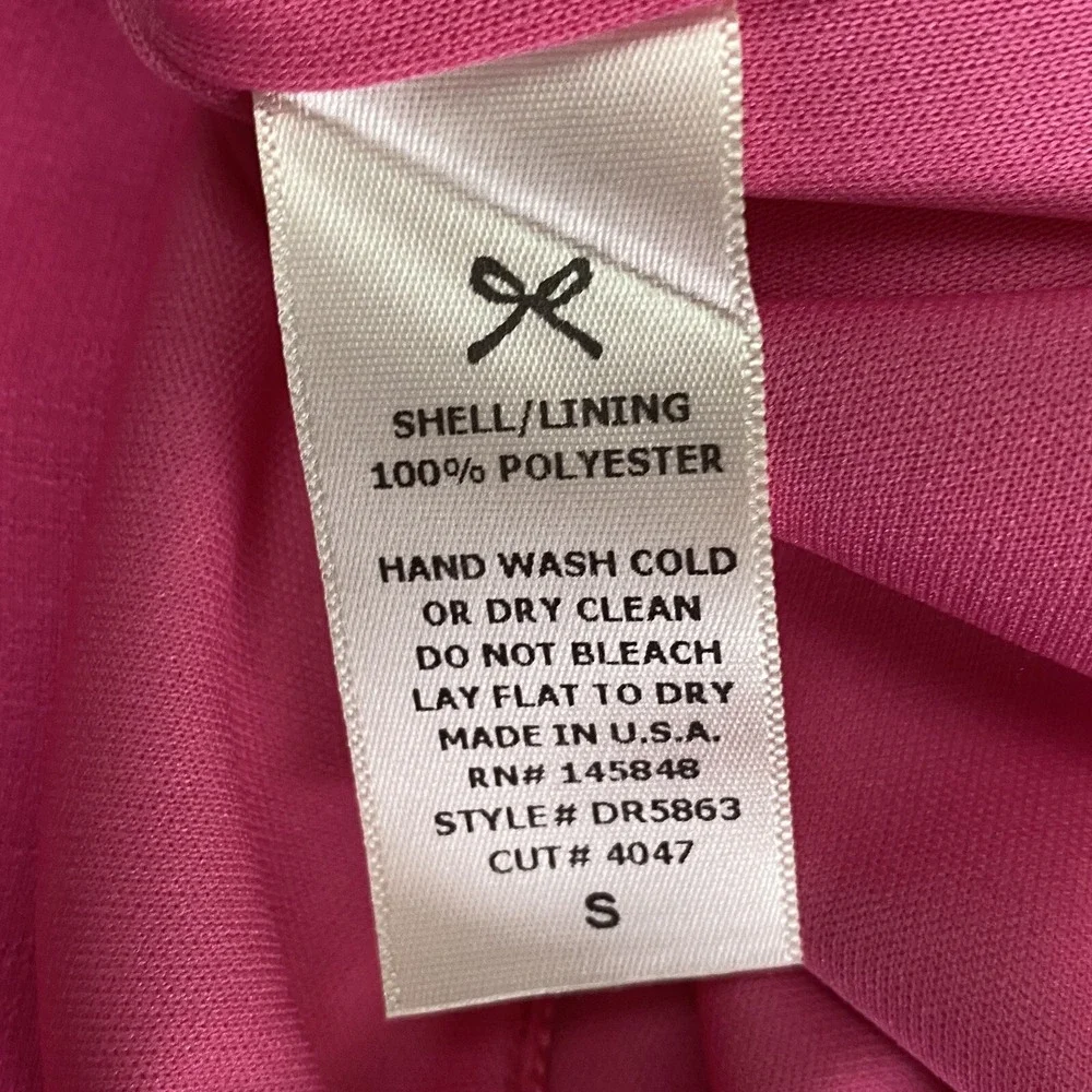 Everly Women's Small Pink Shift Dress Keyhole High Neckline Sleeveless‎ B205